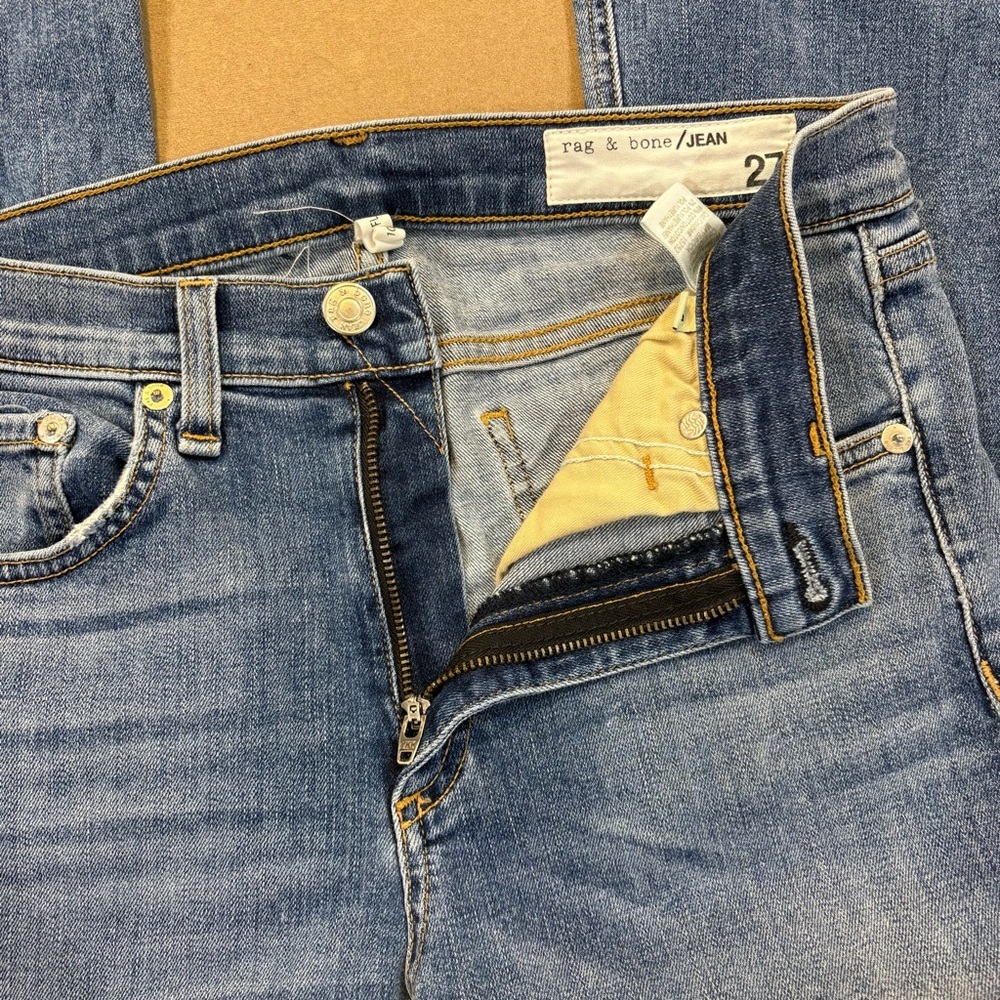 Rag & Bone Women’s 10 Inch Crop Flare Distressed Jeans Size 27 - Picture 8 of 16